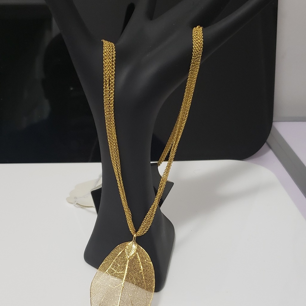 💋Gold Leaf Pendant Chain💋